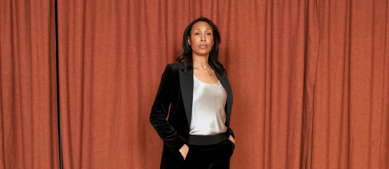 Photo of conductor Jeri Lynne Johnson