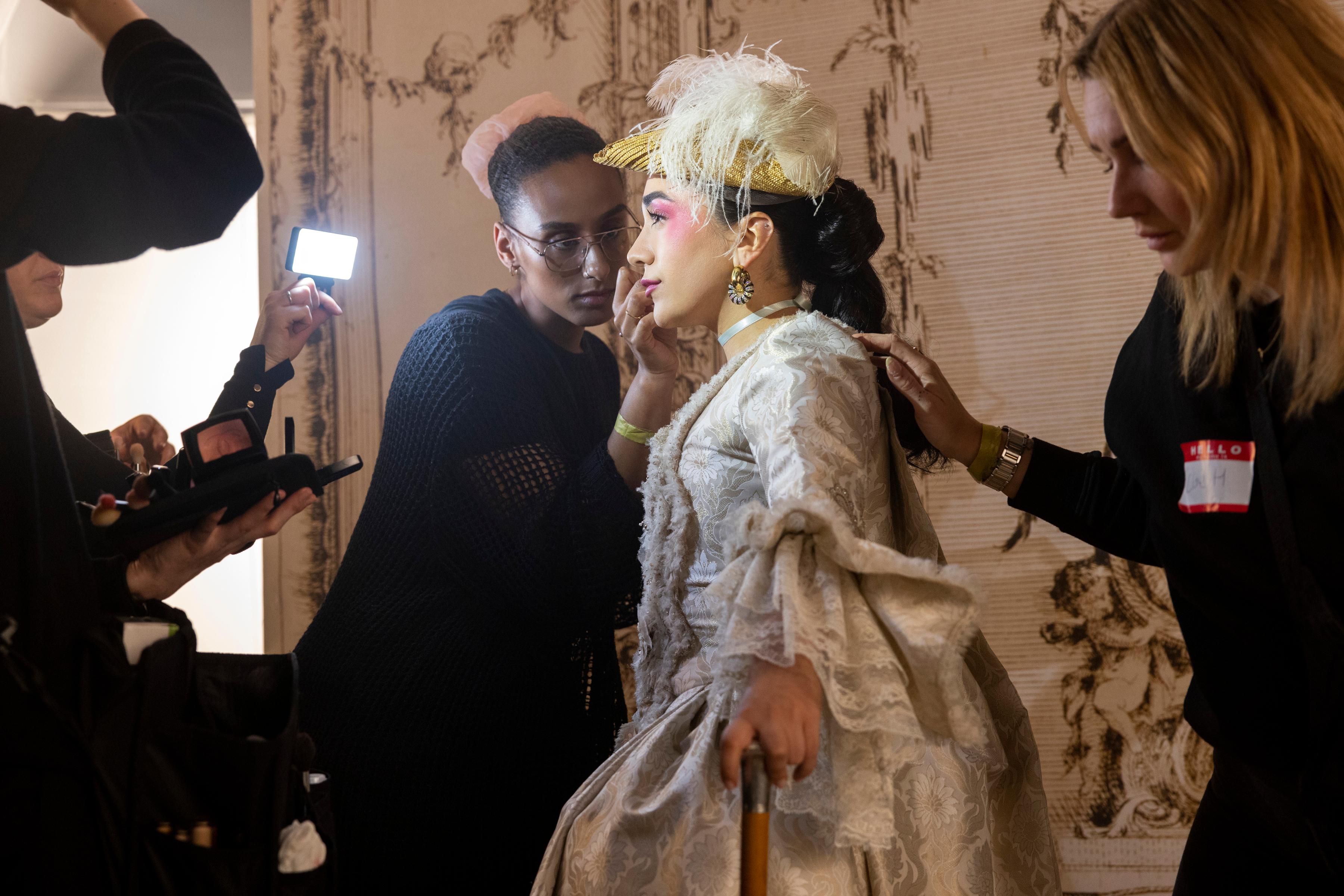 Queen Charlotte behind the scenes