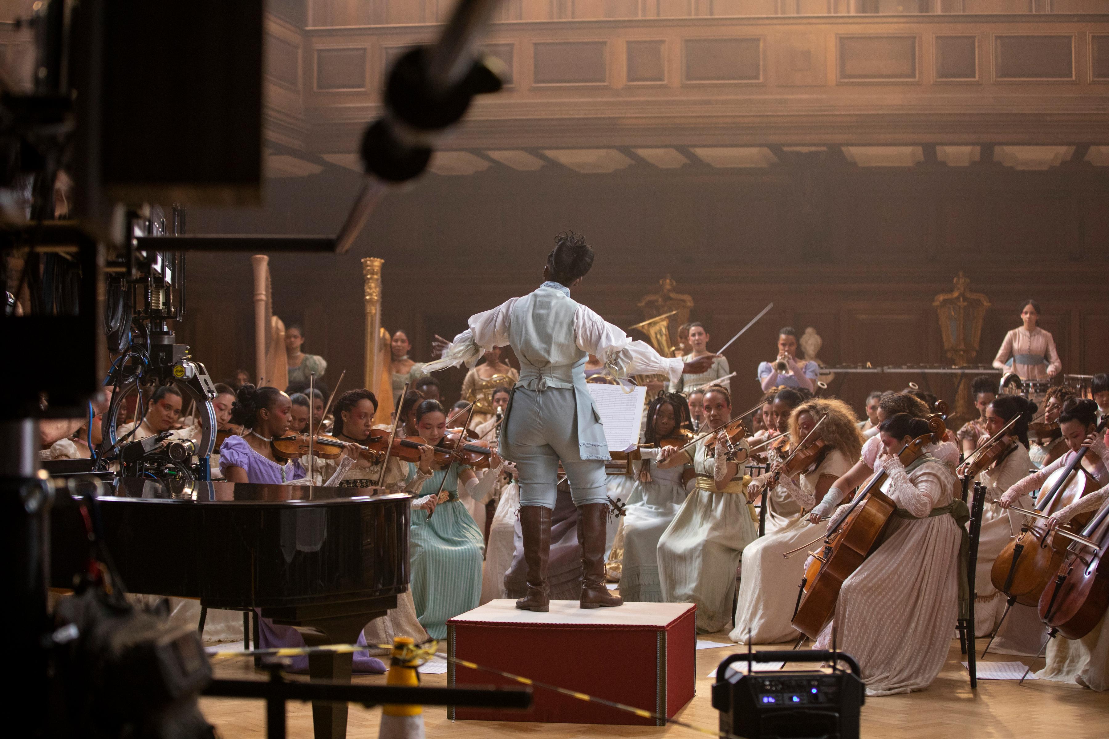 Queen Charlotte behind the scenes